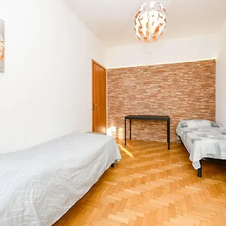 Wanderlust Apartament Apartment *